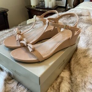 Bandolino Light Natural low wedge